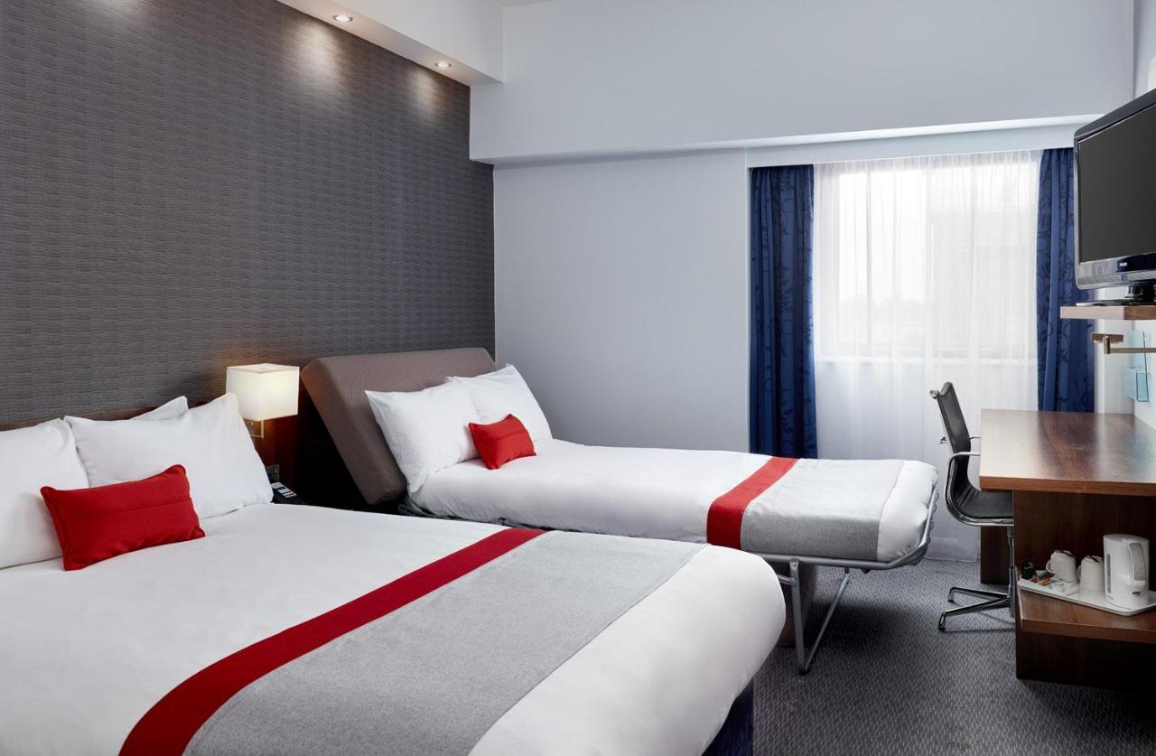 Holiday Inn Express Belfast City By Ihg Oda fotoğraf